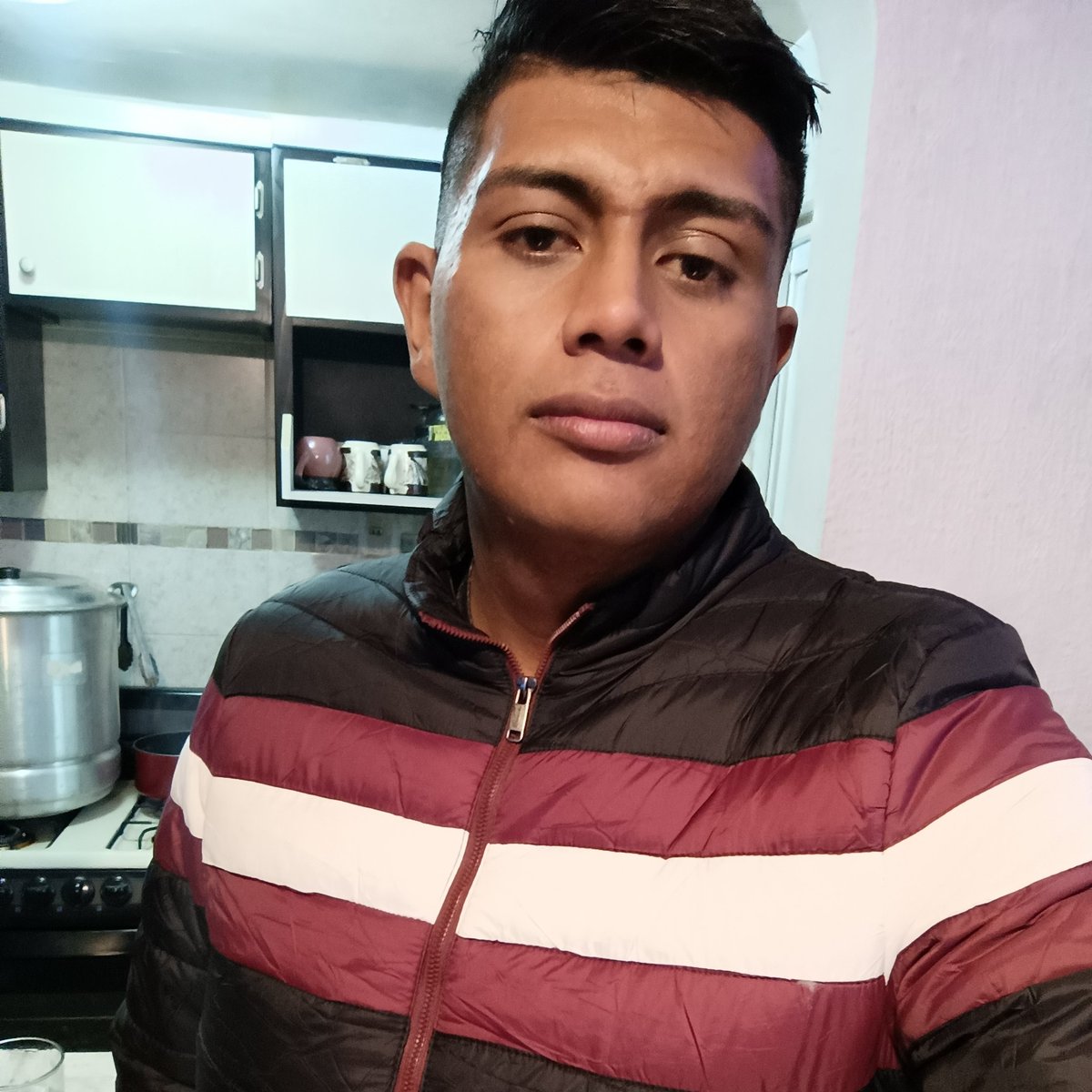 Fepile28's tweet photo. #NuevaFotoDePerfil https://t.co/M1PGbfdcN7