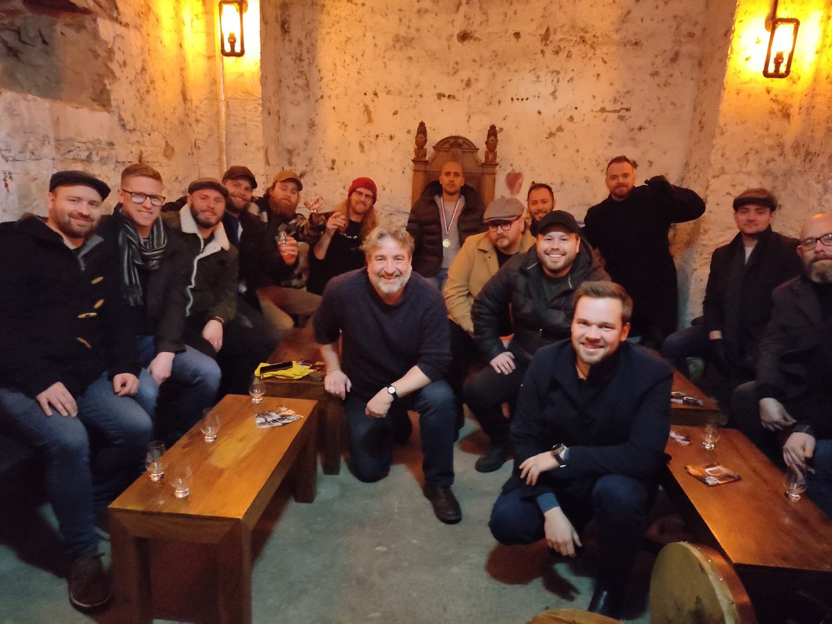 Fantastic’Dram O’ History’ <a href="/LostClose/">The Lost Close</a> today. Wonderfully appreciative group of lads from Norway, Sweden and England. Thankyou for choosing <a href="/StoryEdin/">Edinburgh Storytellers</a> Enjoy the rest of your visit to Scotland. Slàinte 🥃🏴󠁧󠁢󠁳󠁣󠁴󠁿