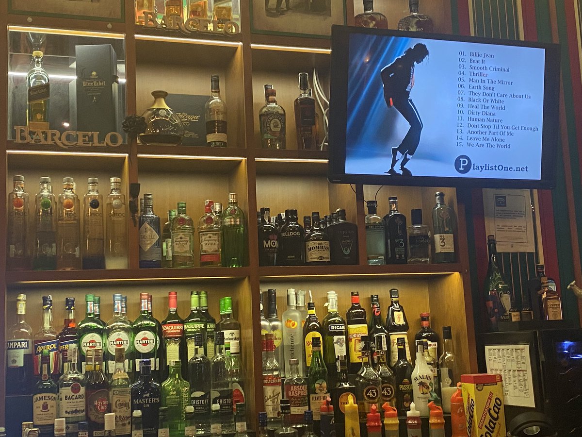 Jo_Caulfield's tweet photo. Perfect bar - apart from the soundtrack. Watching #ARSvMAN while listening to Wacko Jacko is a surreal experience. 🕺 https://t.co/m6Snu9z5cR