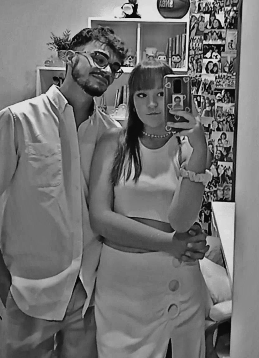 sooyunaclown's tweet photo. cada día más orgullosa de ti y de nosotros.
Felices 21, te quiero 🤍 https://t.co/JKTHFJzOyY