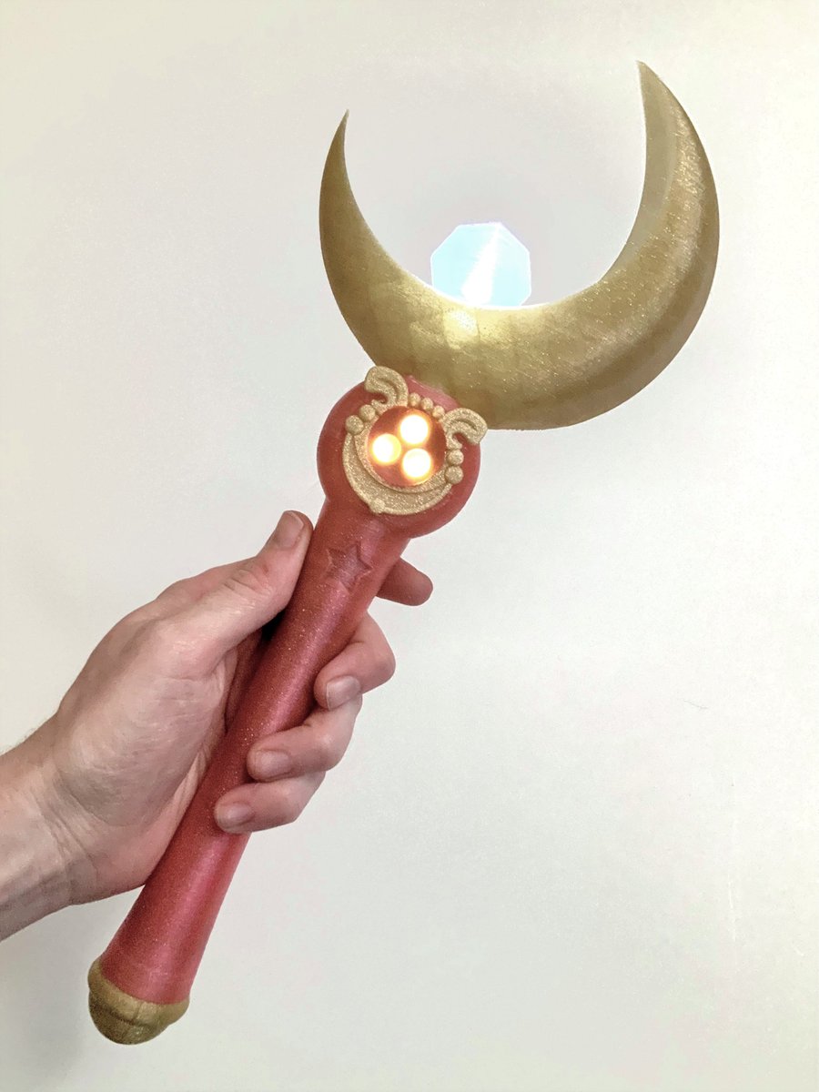 006_code's tweet photo. Recreation of Sailor Moon's Moon Stick 3D printed and Lights Up!
#SailorMoon https://t.co/oDlIueZ4Zv