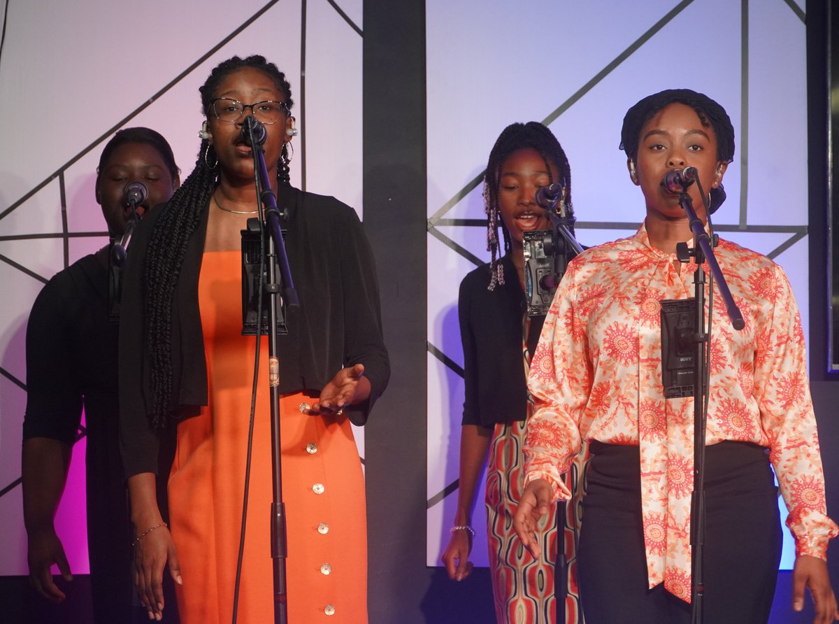 TDG_DE_MIRAMAR's tweet photo. ESKE’W PRAN MEDIKAMAN'W?? | @TDG_DE_MIRAMAR |01/22/2023
#TDGCHURCH #worshipservice #louwanj #adoration #JesusRegn #BonDyeVivan #TabernacleduDieudelaGrace #Godisgood #GodWillMakeAWay #BelieveInGodsTiming #takeyourmedicine #godisfullyinvolved #Vistus #SubscribeNow https://t.co/fYsPOaZ66F