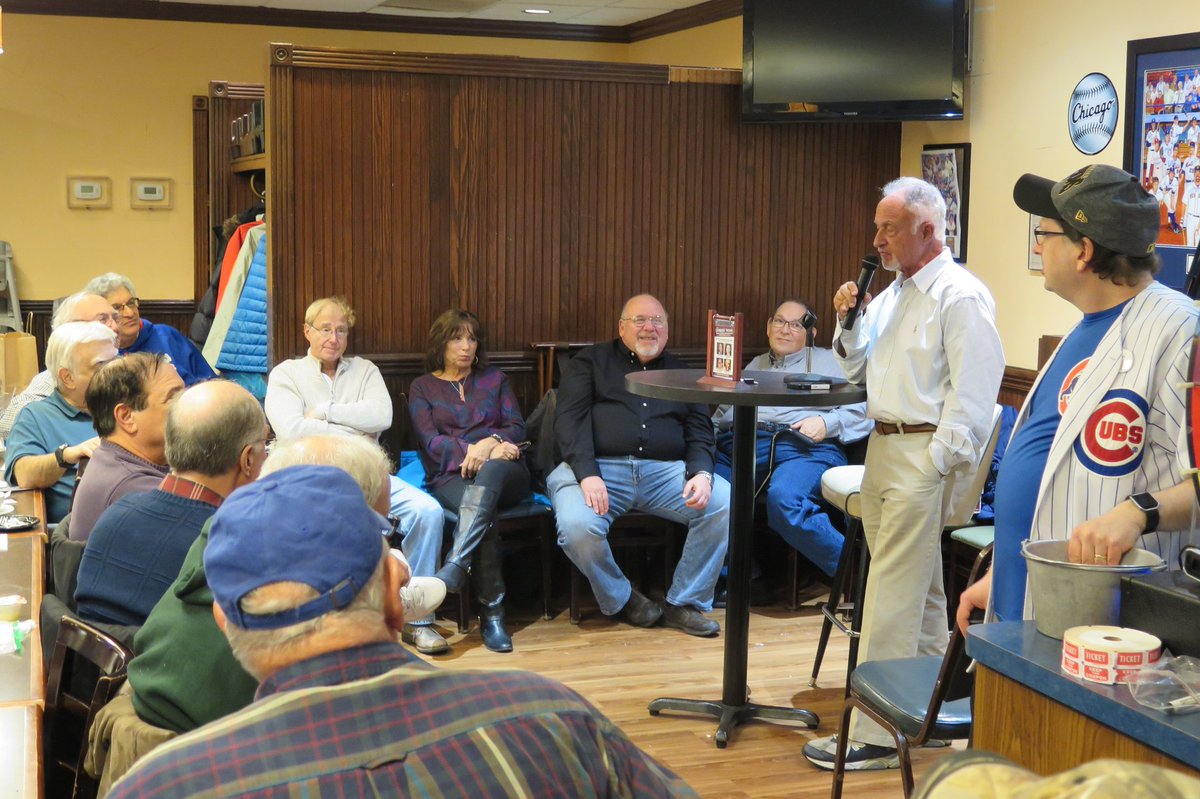 MaxandBennys's tweet photo. Bruce Levine returns! Before heading off for spring training, Bruce Levine, who has been covering both the Cubs and White Sox for more than 30 years, will be here to discuss the upcoming season and interact with the crowd. 
2/7/2023 7:00 pm -  8:00 pm https://t.co/YBOvWjvNbg