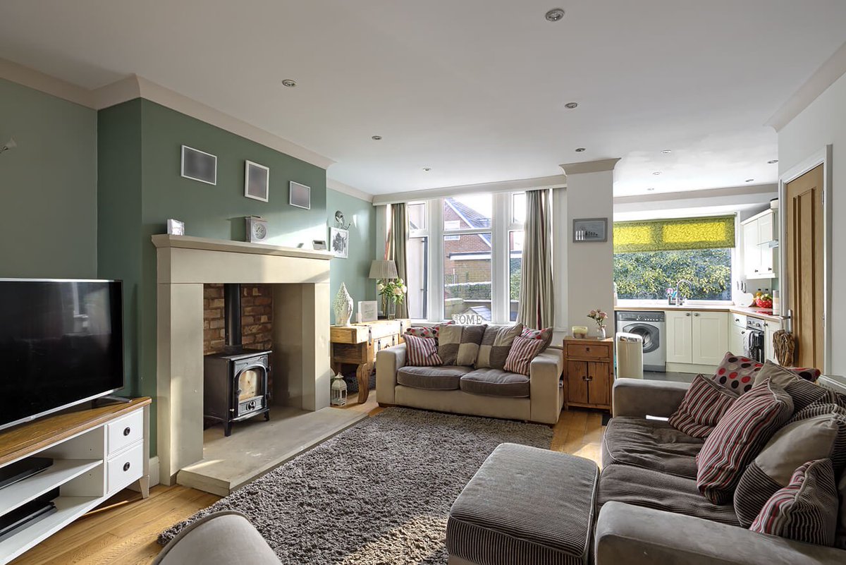 PendleHillProps's tweet photo. πSneakPreviewπ ComingSoon #3Beds #RibbleValley #ForSale #EndTerrace https://t.co/sGn3M3EQsl
