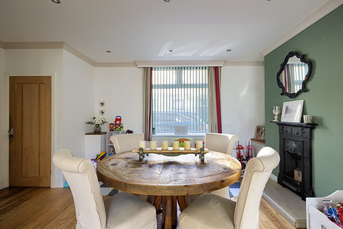 PendleHillProps's tweet photo. πSneakPreviewπ ComingSoon #3Beds #RibbleValley #ForSale #EndTerrace https://t.co/sGn3M3EQsl