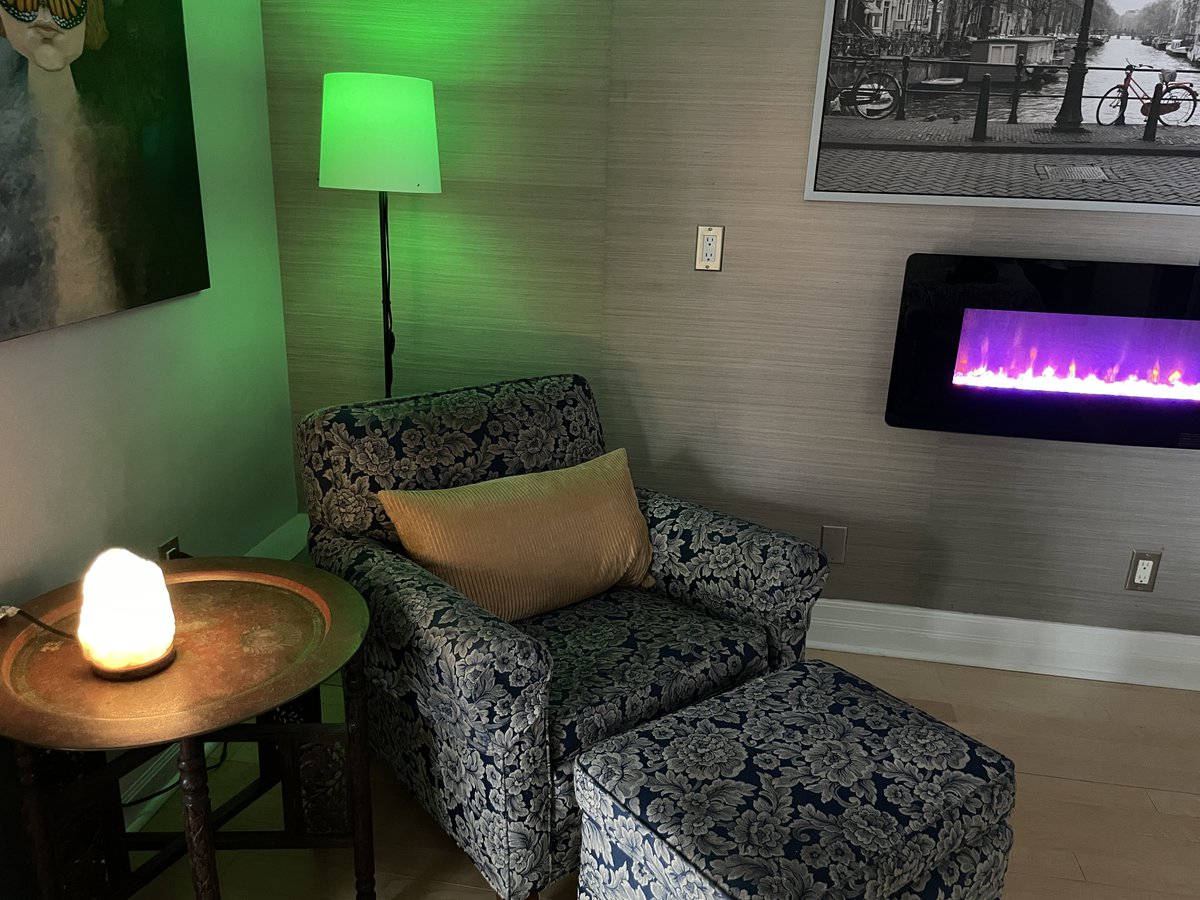 benschmidt1's tweet image. Designer Ola Wihlborg&apos;s &amp;lt;olawihlborg.se/about&amp;gt; minimalistic floor lamp is available as @IKEACanada&apos;s #BARLAST, $11.99. This affordable #design fits stand, switch, &amp;amp; shade, in a box just 3&quot;x3&quot;x14&quot;! Add your favourite #smartbulb for voice control &amp;amp; colours #ecodesign #innovation