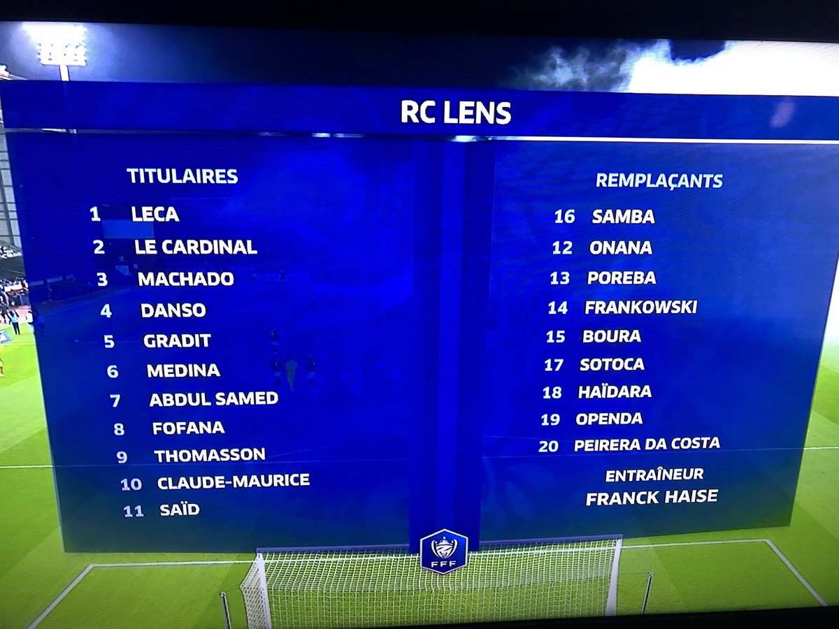 CDS0711's tweet photo. #Footix : J’sais pas si je vous ai déjà dit que j’suis (légèrement.) #fan #accro du @RCLens depuis la plus tendre #Enfance !??!! #Footix #Biloute #SangEtOr #Footeux #Chti #football @RCLens #BrestLens #Lensois #SB29RCL #RCLens https://t.co/4CXVNqa5UP