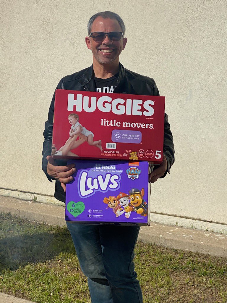 LorenaSGonzalez's tweet image. San Diego Labor showing up for our statewide @CaliforniaLabor Diaper Drive! Love to see union members give back to tackle #diaperneed.