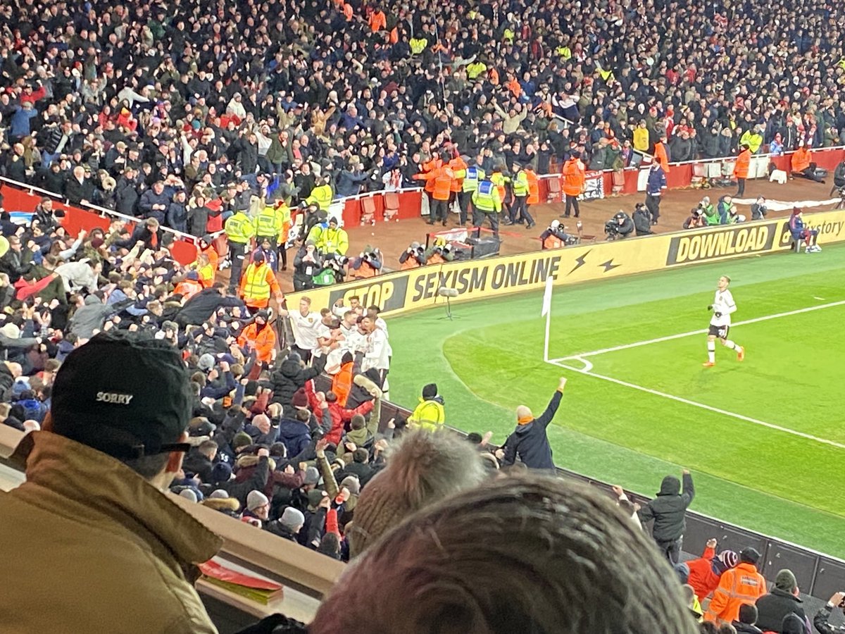 Mark Wallace tweet media