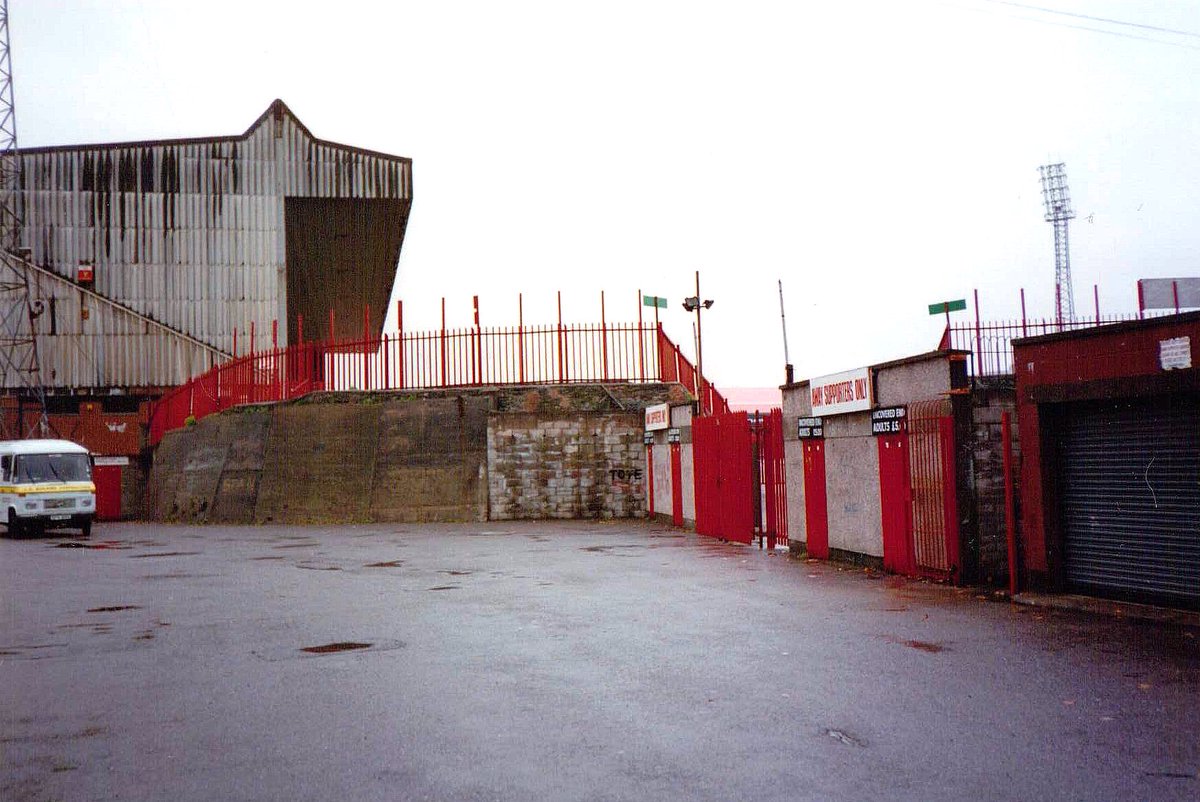 Picked up many coins after a match👌🏻😂