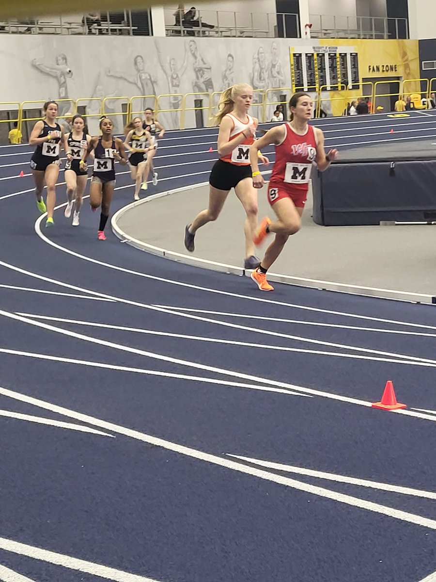 MilfordTandF's tweet photo. Jacie Remtema (2:27.64) and Brooklyn Wolcott (2:33.48) run strong in the 800 meters @UMichTrack High School Invitational. #RedTide https://t.co/hbXb9ohqdB