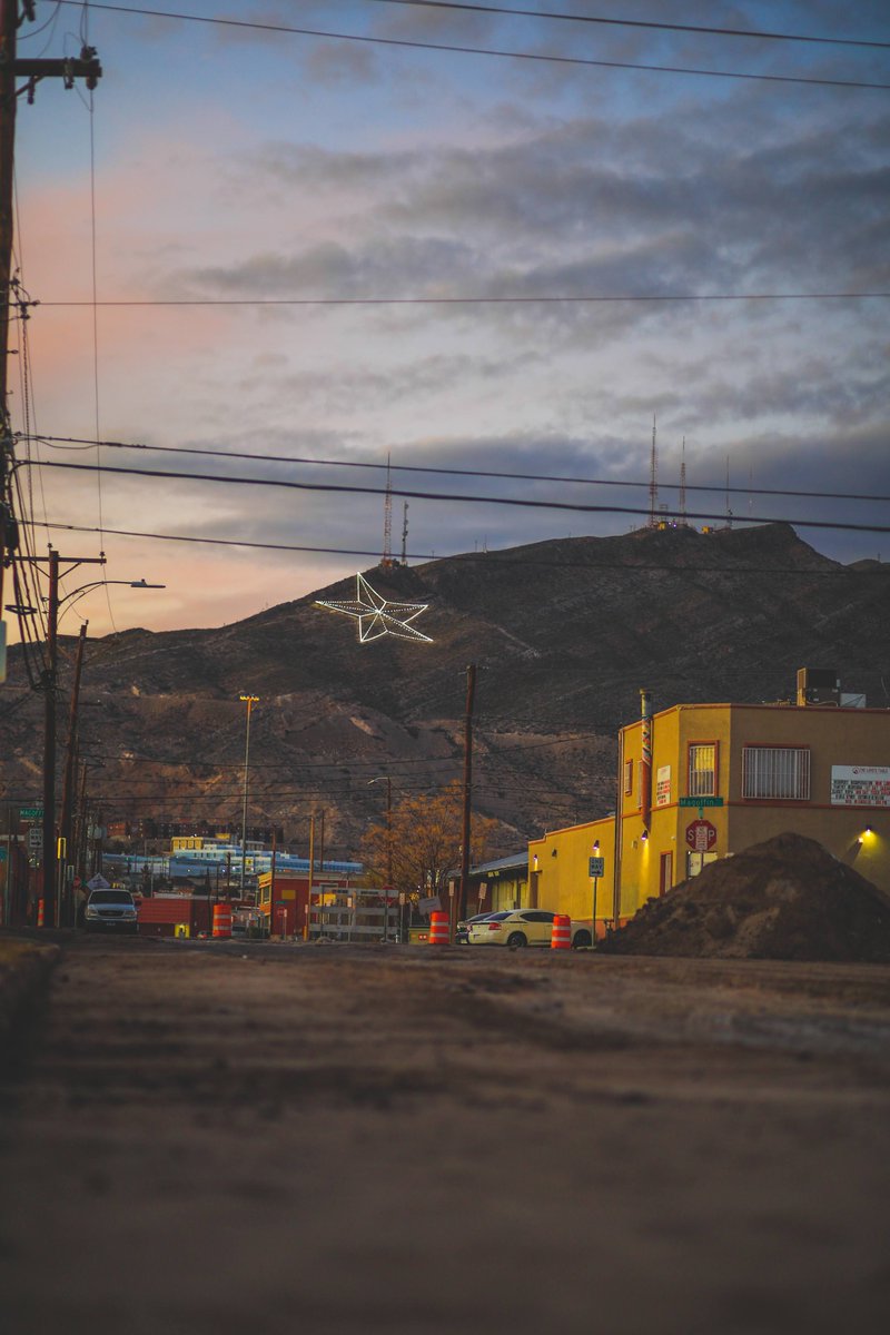 Happy 3rd Anniversary to this photo of El Paso, which a lot of you expressed you love &lt;3
January 22, 2020