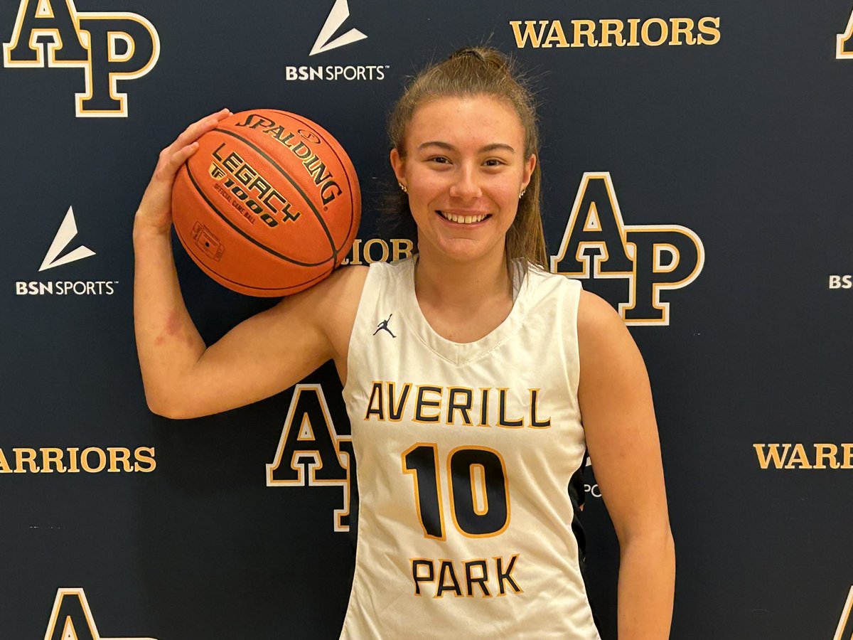 GBB: Taylor Holohan scored 19 of her 21 points in the 2nd half to lead AP to a 59-31 win over Simsbury (CT). Kayleigh Ahern and Arianna Verardi each added 10. #WinnersInThe3Cs #AP_EveryStudentEveryDay
