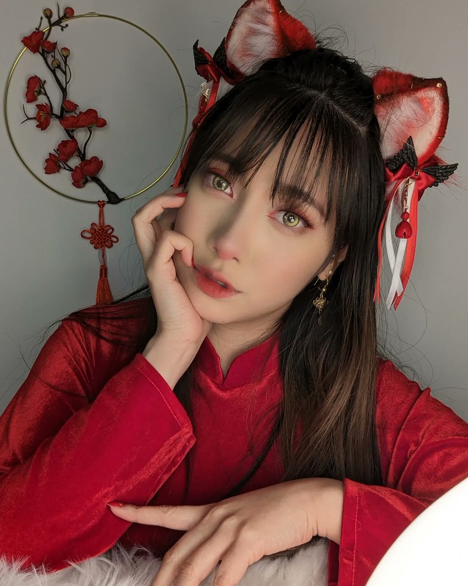 Happy Lunar New Year! 🐇❤️ For this year: rabbit in a modern cheongsam and cat in a red áo dài! Did you know that Vietnam celebrates the year of the cat instead of the rabbit? :3 Wishing you all a year of good health and fortune!! 🤗 I have more photos but too shy to post them 🥹