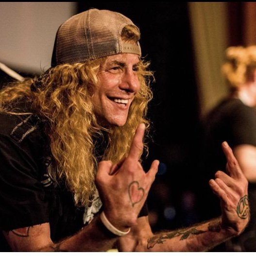 Happy bday Steven Adler, love you  