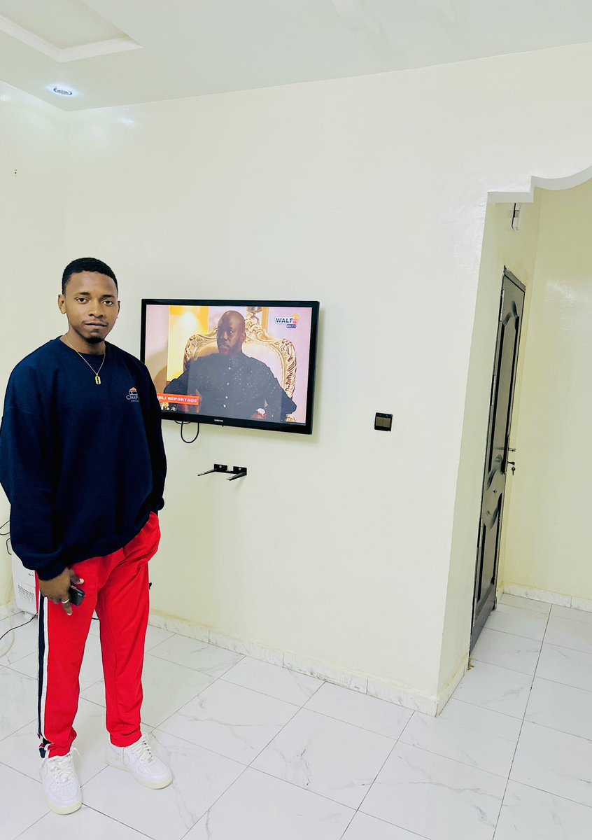 boy_disi's tweet photo. Passaka aduna yalla kok mom 🥶🚶🏾‍♂️ https://t.co/bt0yjvpE3V