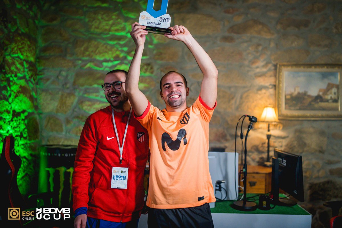 ESC Online Bomb Cup tweet media