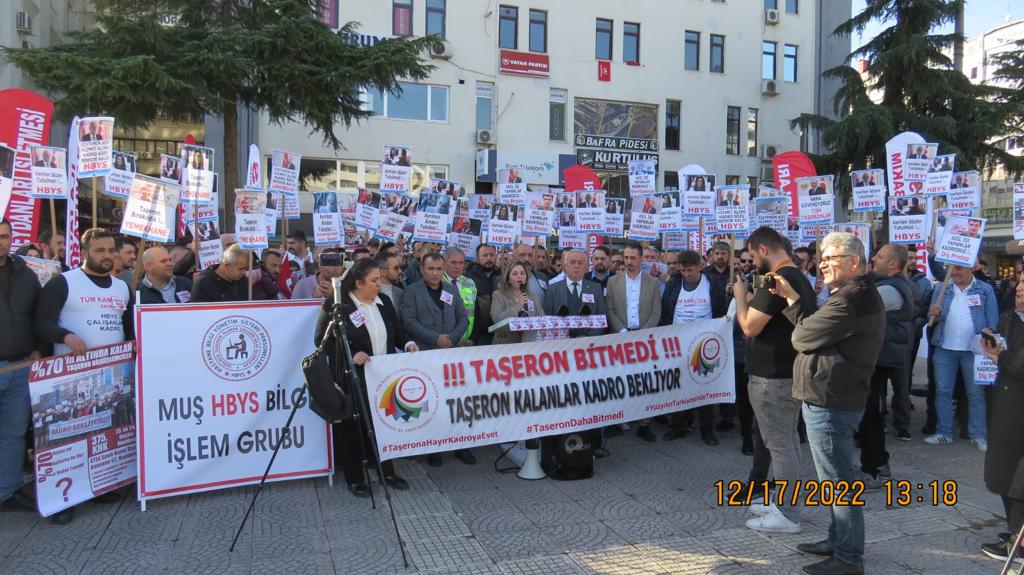 KabineTaşerona Kulakver Birgün bize de müjde gelecek inanıyoruz... Dedik Sayın Bakanımız sonunda HBYS dedi. Teşekkür ediyoruz.