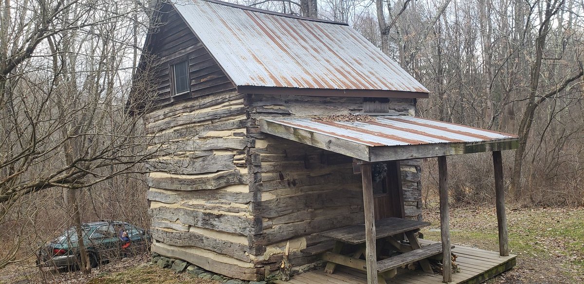 AbhorentDemise's tweet photo. Olive green cabin weekend! https://t.co/tZJFyOlidt