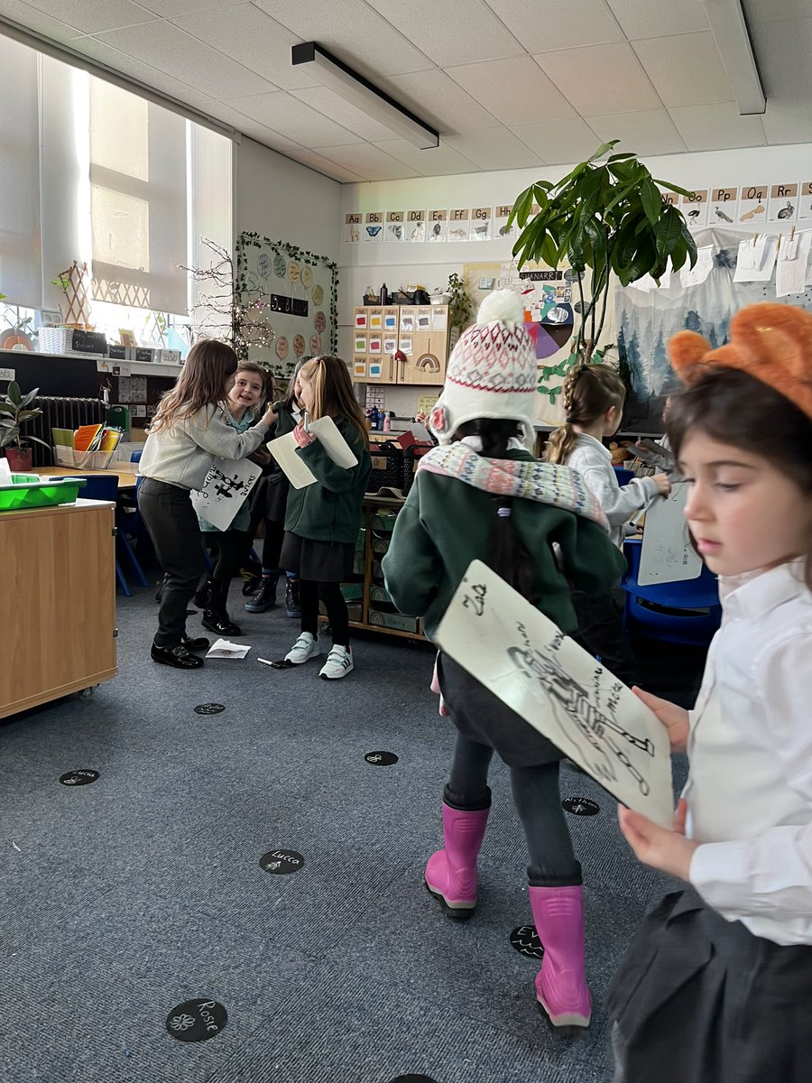 “Walk and talk”
Here we walked when the music was playing and then stopped and described our knight to our partner. This helped us think about how we were going to structure our sentences for our writing. #activelearning #talkforwriting #descriptions <a href="/SchoolBroomhill/">BroomhillSchool</a>