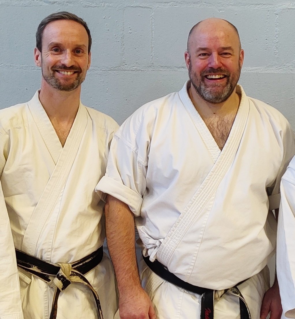 Great session with Iain Abernethy on practical application of the kata Kanku Dai. What better way to spend a Sunday 👊🥋😊
#karate #shotokan #london #sidcup #iainabernethy #kankudai <a href="/shotokanconnect/">Shotokan Connect</a> @senshikaratelondon