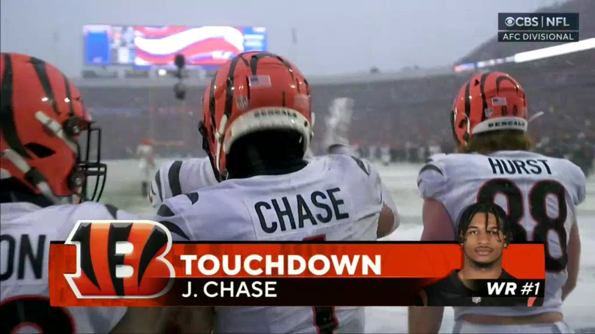 Ja'Marr Chase and Joe Burrow are ballin' in the SNOW...#NFL #NFLPlayoff #BUFvsCIN