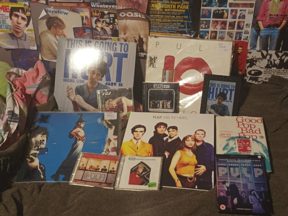 P3RFECTSOUNDS's tweet photo. pulp collection!! i have fuck all cds unfortunately but we move https://t.co/UAZGUS9WxU
