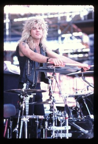 Happy Birthday Steven Adler!!! 