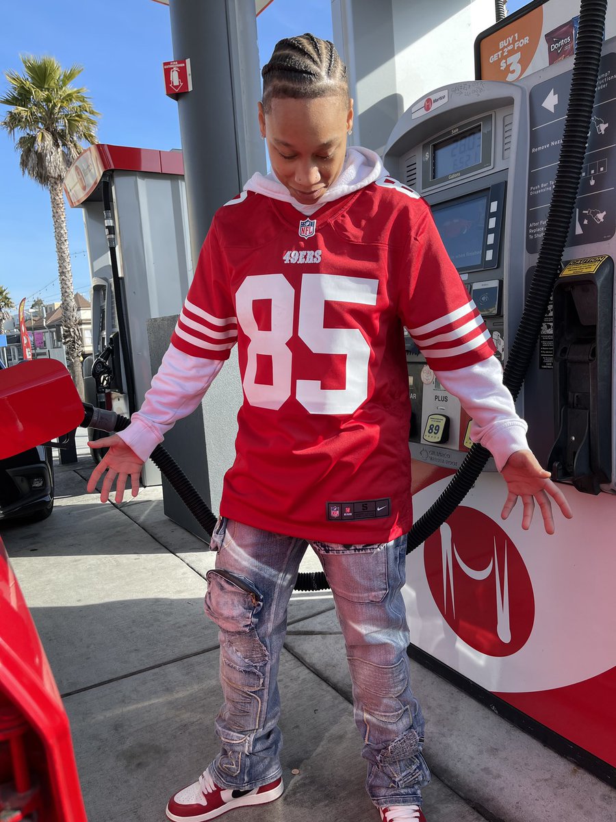 MyPageIsBack's tweet photo. GAME DAY https://t.co/krPJpQVbC1
