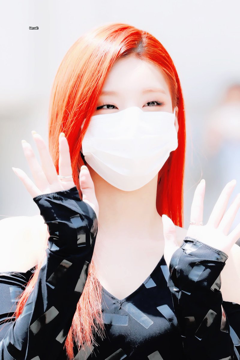 twtglitzy's tweet image. Feliz como una 𝑙ombriz por el #𝐓𝐖𝐈𝐍𝐊𝐒_3rd𝗖𝗕𖤣 𐬹 ۫ ۪ ᩍ y es que ustedes ya saben que soy mega fan de estas reinas, así que ando esperando con ansías escuchar #𝗸𝗻𝗼𝗰𝗸𖡫𝒌𝒏𝒐𝒄𝒌 en vivo. Mucho éxito. 🕯️ ♡

𝚋lâ𝑐k 𐦍 ࣪  ۫ ⁎ 𝑠𝚠ān 🦢 ⊹ #𝑑︀e𝚜i