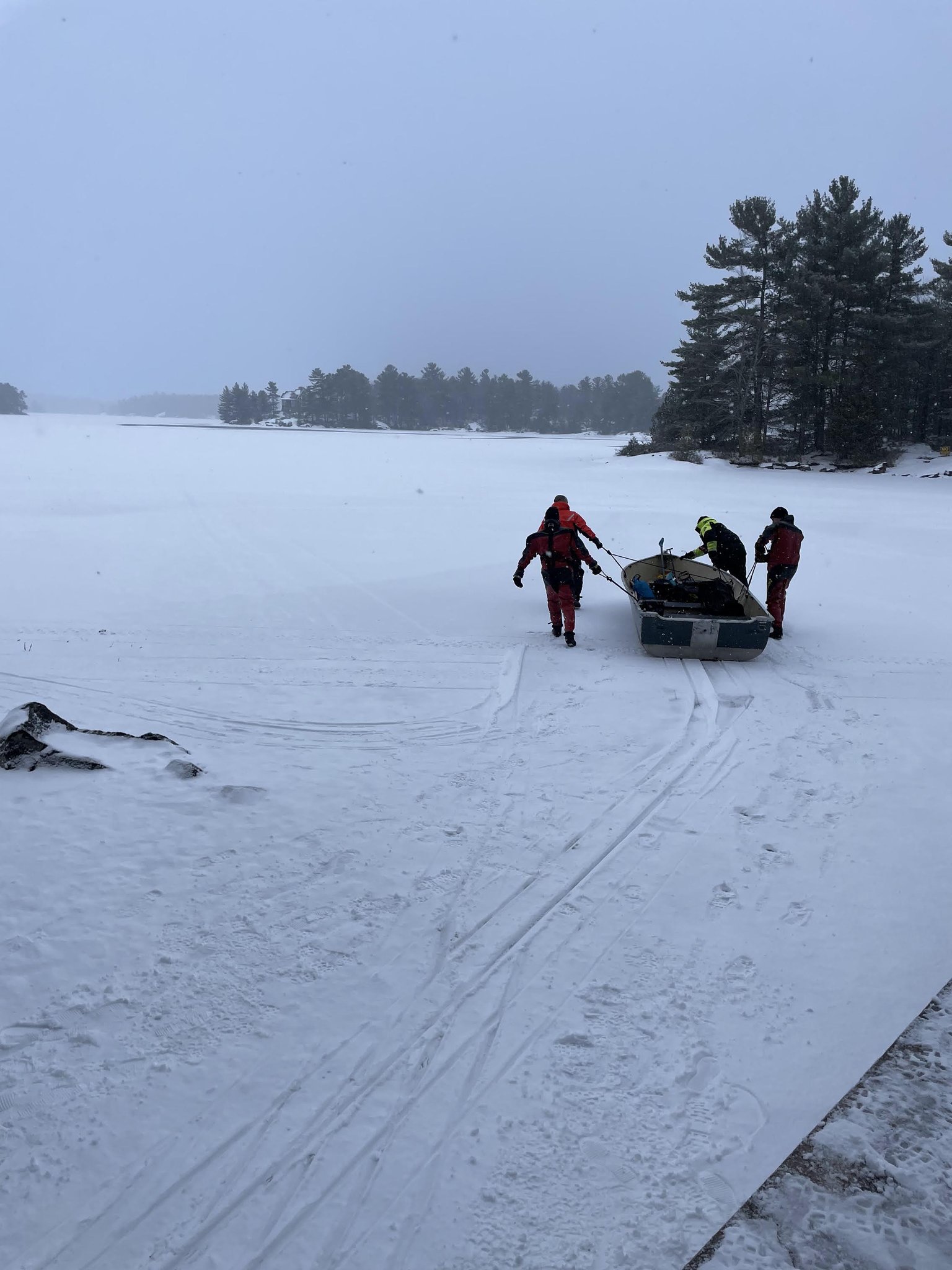 OPP Central Region on Twitter "OPP Underwater Search and Recovery Unit (USRU) is on scene at