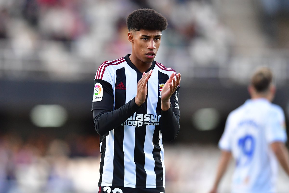 ¡Muy feliz por debutar con el <a href="/FCCartagena_efs/">FC Cartagena</a> en un gran estadio como Cartagonova y conocer a la aficion efesé! No obstante, la alegría no es completa debido al resultado, pero esto no para y vendrá una buena racha más pronto que tarde, seguro.