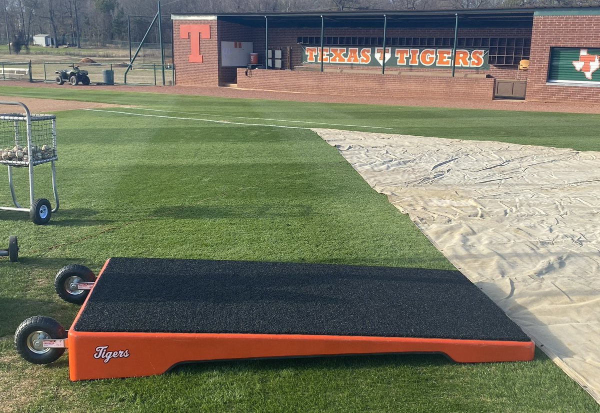 New addition to Tiger Field…@AeroformAthltic with our new 🔥 BP Platform…#🐅⚾️

@txkSports @TXK_Gameday @TxHS_Baseball