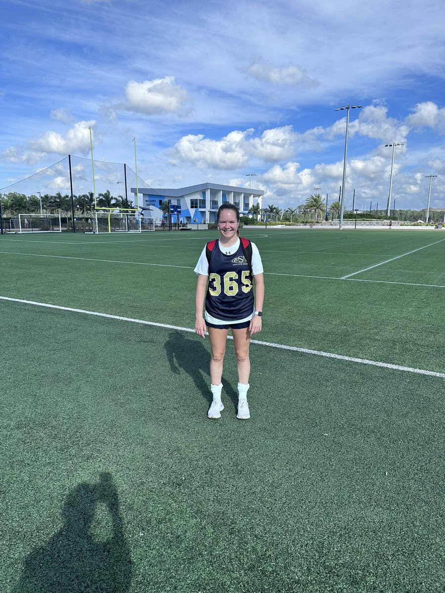 Helena Crate | 2024 | Midfield | NEFC | Pingree (@helenacrate2024) on Twitter photo weekend 2 of <a href="/SoccerMastersUS/">Soccer Masters</a> thank you so much to all the schools both weekends!! I had a blast! Onto the NEFC Jr Showcase next weekend! weekend 2 of <a href="/SoccerMastersUS/">Soccer Masters</a> thank you so much to all the schools both weekends!! I had a blast! Onto the NEFC Jr Showcase next weekend!