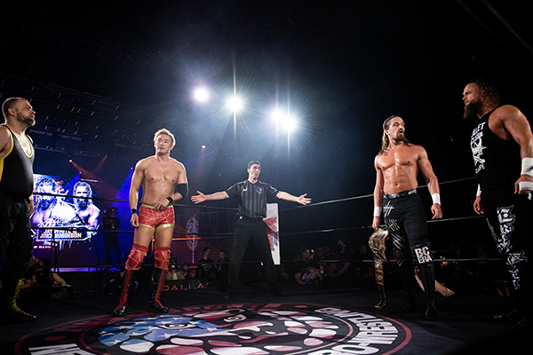 Watch the main event of Rumble on 44th Street right now, FREE on Youtube! Eddie Kingston & Kazuchika Okada vs Jay White and Juice Robinson! youtube.com/watch?v=WR1zvz…