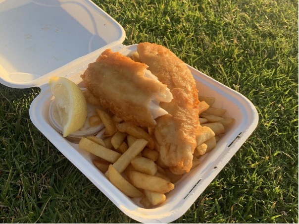 Environment Institute - University of Adelaide (@environmentinst) on Twitter photo What #fish are you really eating?🤔 DNA testing has found at least 9 different #shark species sold under the umbrella term #flake🦈
<a href="/AshleighSharrad/">Ashleigh Sharrad 🐟🌊</a> <a href="/BronGillanders/">Bronwyn Gillanders</a> <a href="/dnatimelord/">Jeremy Austin 🧬🕵🏻♂️🌈🚴♂️</a>
<a href="/UofA_SET/">Faculty of Sciences, Engineering and Technology</a> <a href="/ProfALowe/">Prof Andy Lowe</a>
#seafood #mislabelling
Full story👇 blogs.adelaide.edu.au/environment/20… What #fish are you really eating?🤔 DNA testing has found at least 9 different #shark species sold under the umbrella term #flake🦈
<a href="/AshleighSharrad/">Ashleigh Sharrad 🐟🌊</a> <a href="/BronGillanders/">Bronwyn Gillanders</a> <a href="/dnatimelord/">Jeremy Austin 🧬🕵🏻♂️🌈🚴♂️</a>
<a href="/UofA_SET/">Faculty of Sciences, Engineering and Technology</a> <a href="/ProfALowe/">Prof Andy Lowe</a>
#seafood #mislabelling
Full story👇 blogs.adelaide.edu.au/environment/20…