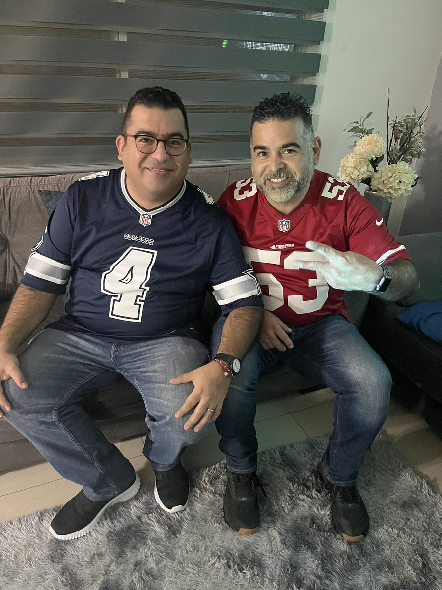 margott10's tweet image. #NFLPlayoffsTUDN