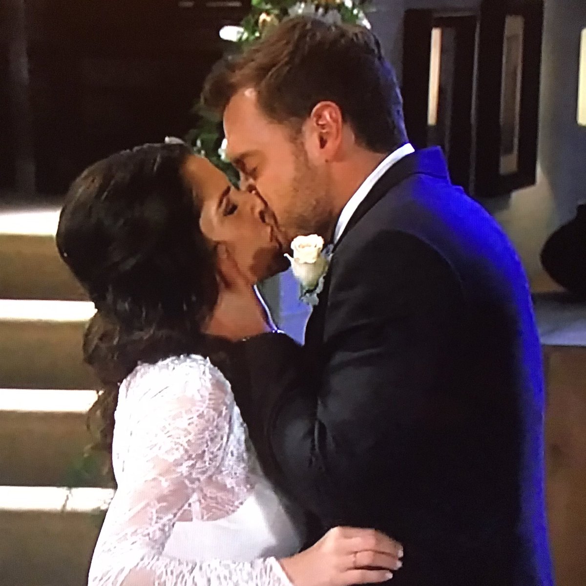 christy041499's tweet image. 1-22-18 The official start of Mr &amp;amp; Mrs Drew Cain. Such a shame we never got to see a true triangle play out. Sadly, I guess the only way to win against that #KillyMagic was to eliminate it. #KillyFanFirst