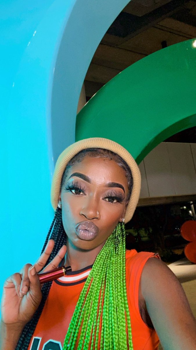 theyaintfunnnn's tweet photo. They really had me fucked up and I wasn’t going for none of dat ✍🏾

#funsize #dabig3 #dabig3experience #floridawater #FloridaGirl #RealityTV https://t.co/tKBRtGM8R6