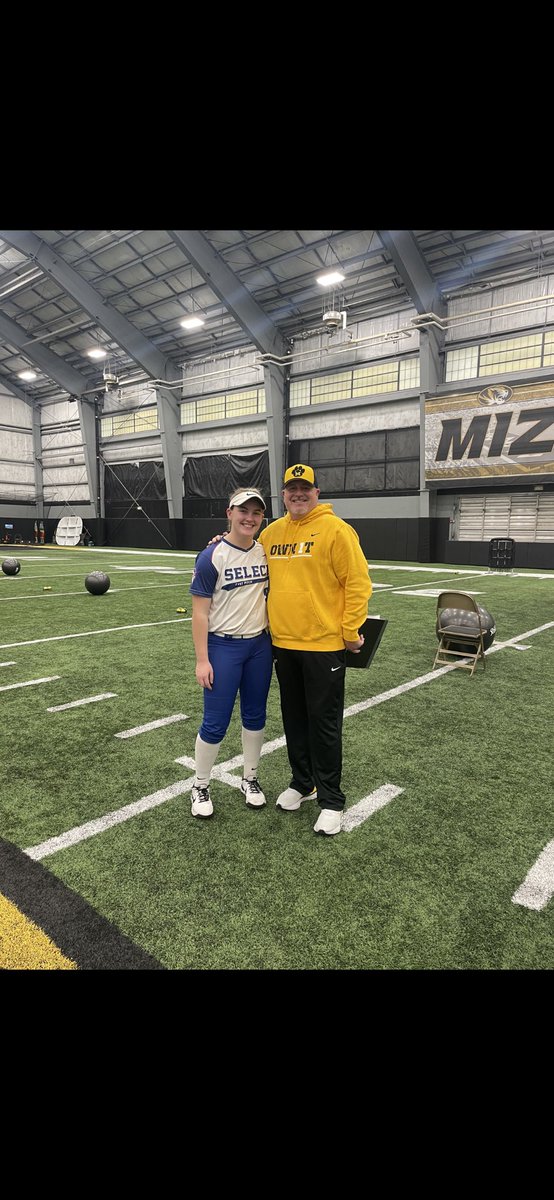 Ava Bush tweet media