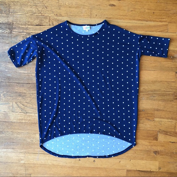 sabrinagafken's tweet photo. So good I had to share! Check out all the items I'm loving on @Poshmarkapp from @mjaco3506 #poshmark #fashion #style #shopmycloset #gimmicksbybke #soulcycle #lularoe: https://t.co/vuFwpFU0c2 https://t.co/CkQJmwKuPR
