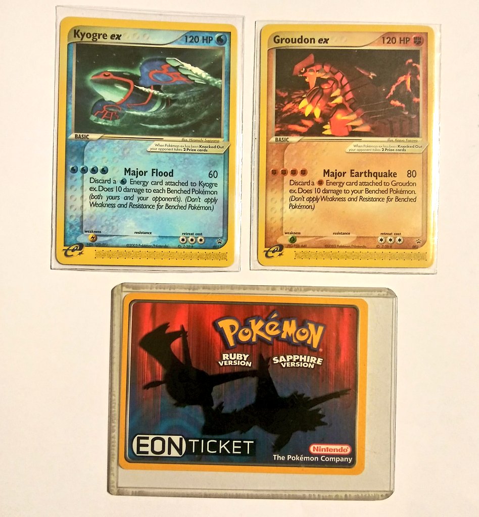 themistern's tweet photo. Any mutuals want to buy any of these items direct before I list them tonight? #PokemonTCG #PokemonRubySapphire #EONticket #amiibo #Bayonetta #ShovelKnight https://t.co/Bt0I438GRB