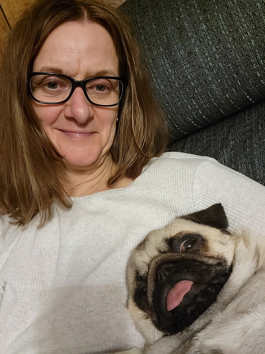 PauletteKarges's tweet photo. Dog mom. This is Abbey and she is 10 months old❤
#pugsoftwitter
#hugapug
#pugsnotdrugs https://t.co/6FcJsKMqbs