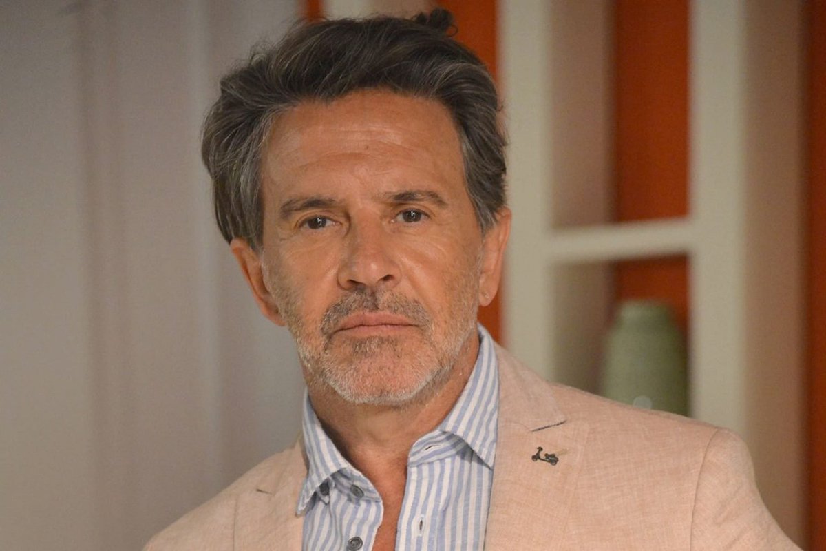 <a href="/malepichot/">malena pichot</a> Una tarde con estos dos y libro de Nené Cascallar.