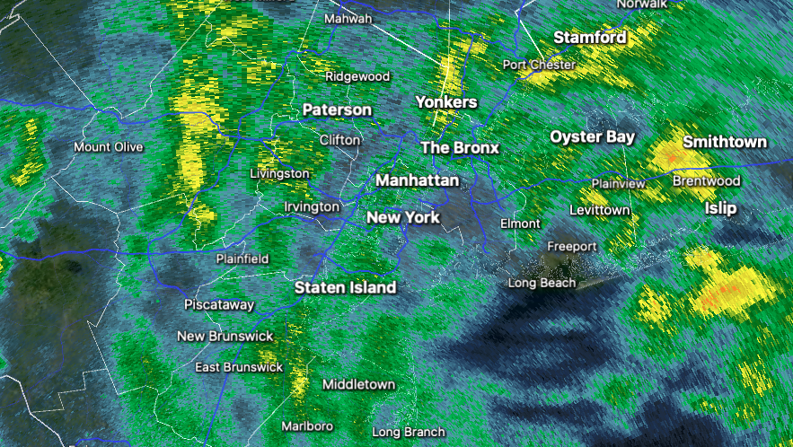nymetrowx's tweet image. Good evening, everyone. It is raining in New York City once again.