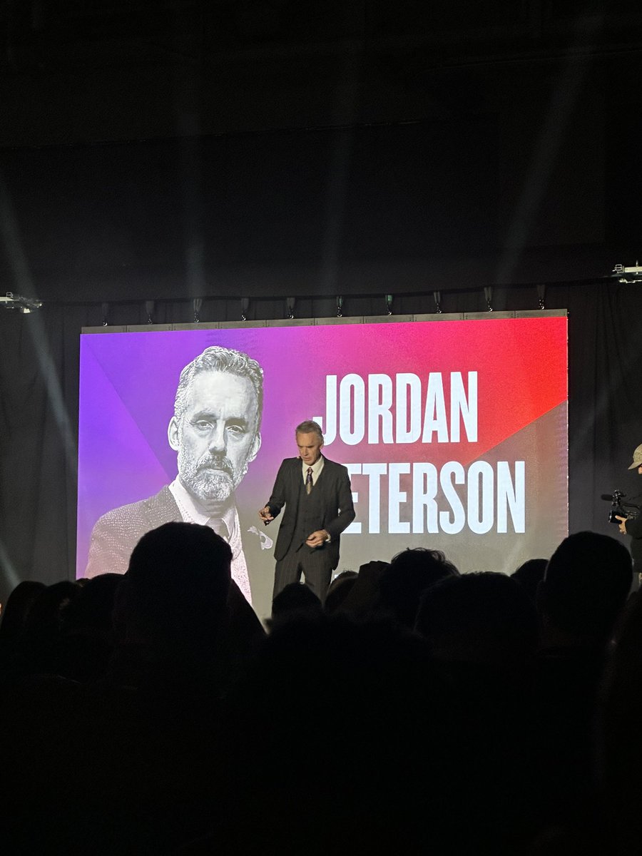 GraysonMagleby's tweet photo. Can’t stop thinking about @jordanbpeterson’s lecture yesterday. Listening to his old personality lectures on YouTube then later his books helped me decide to get my degree in psychology so meeting him was special. Don’t let the facial expression fool you he was so genuine &amp; kind. https://t.co/pyPdBeBBwV