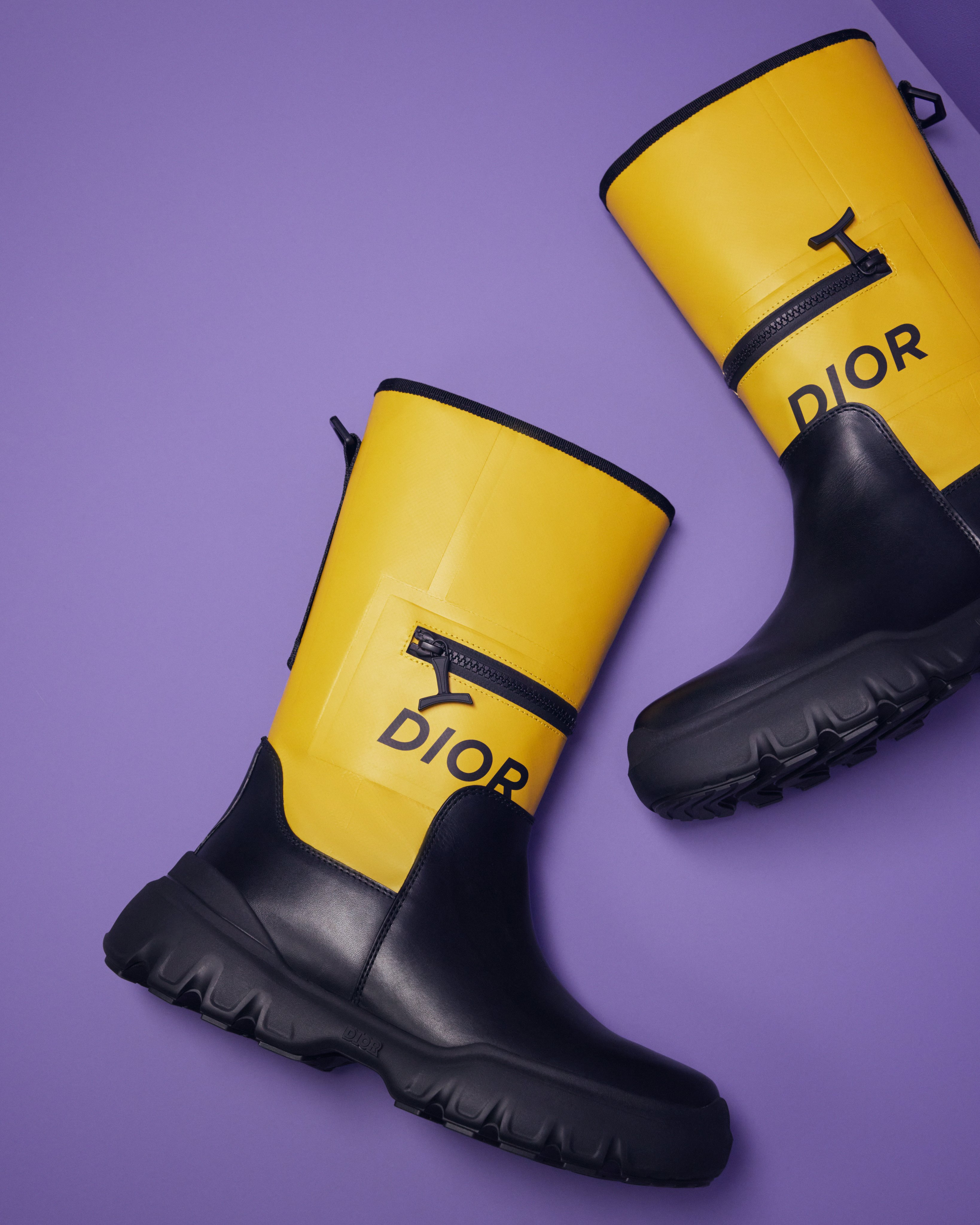 Yellow store sailing boots