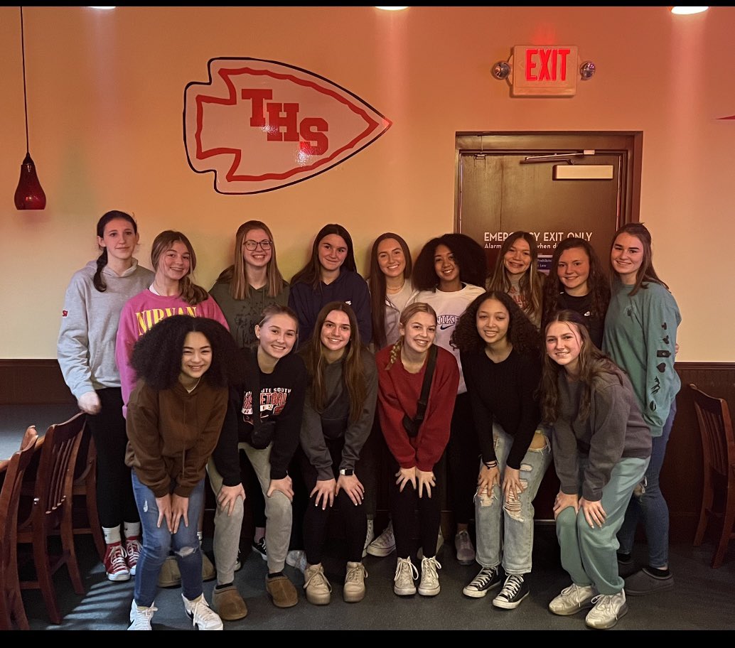 Lady Braves are ready for <a href="/IHSAA1/">IHSAA</a> Girls Basketball Pairings show.  

#allin #family #IHSAAtv
