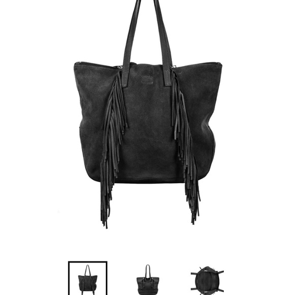 jakhot10's tweet photo. So good I had to share! Check out all the items I'm loving on @Poshmarkapp #poshmark #fashion #style #shopmycloset #prada #lineapelle: https://t.co/Pyqlyz61Hy https://t.co/PhKMVNqAf1