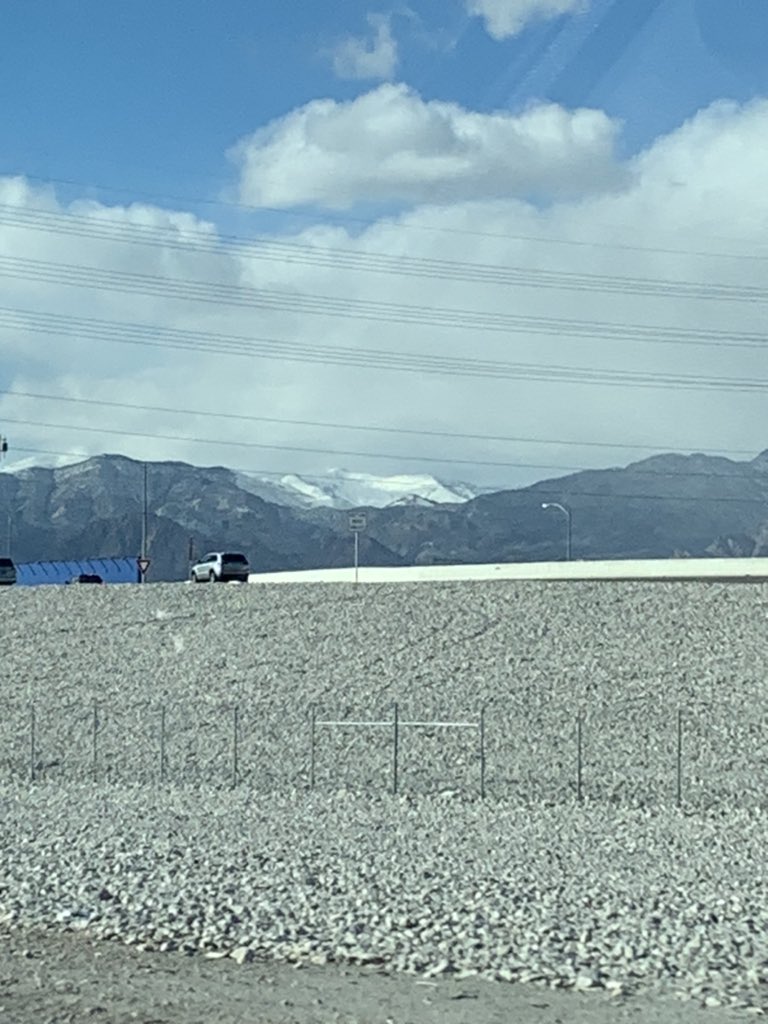 Look at all of that snow on Mr Charleston is that a lot or what 

#lasvegas #mtcharleston